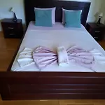 K's Place Golf برافيتس