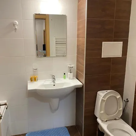 K's Place Golf Apartment *